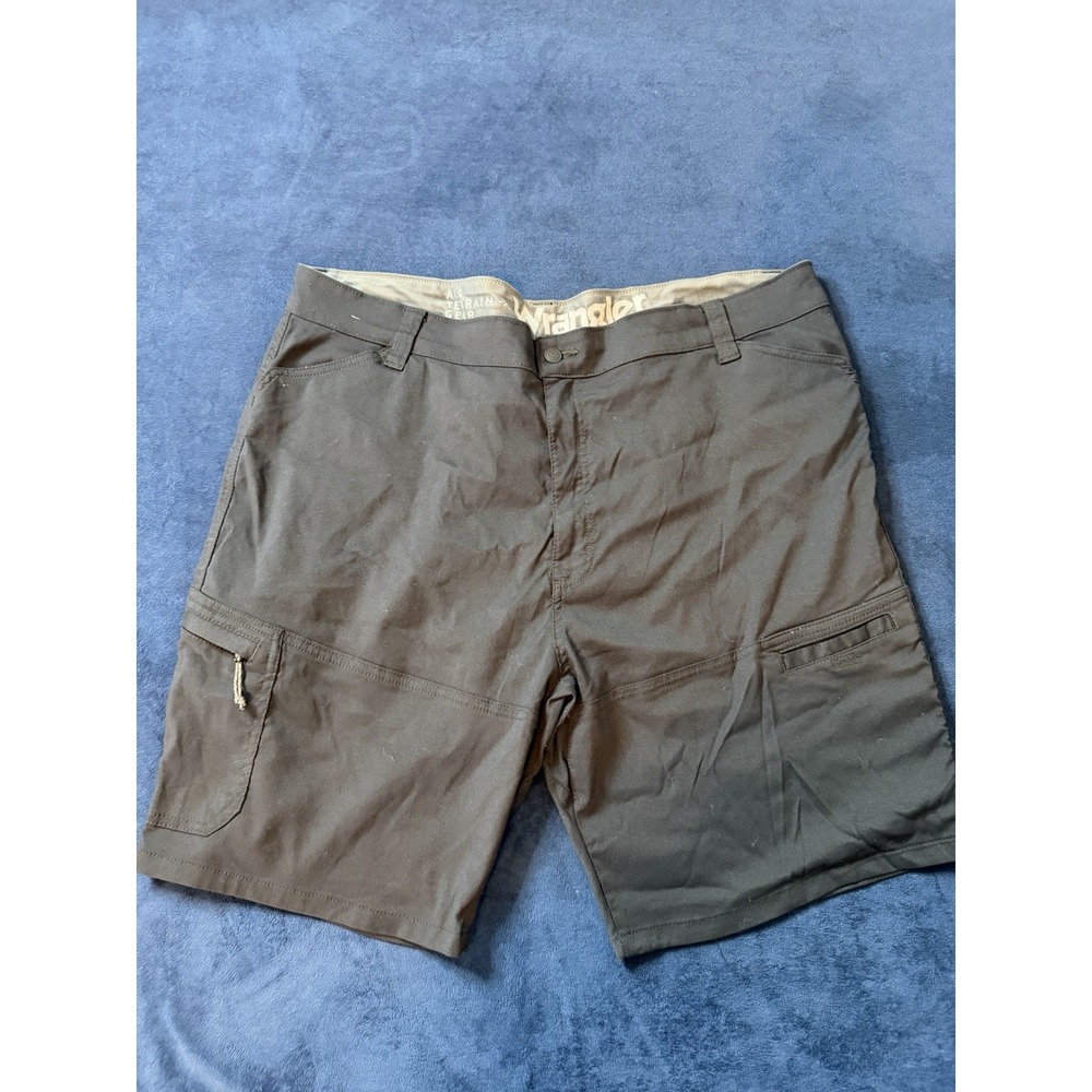 Wrangler All Terrain Gear Men Black Hiking Cargo Hybrid Trek Shorts Size 42